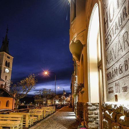Nebespan Kasperske Hory Buitenkant foto