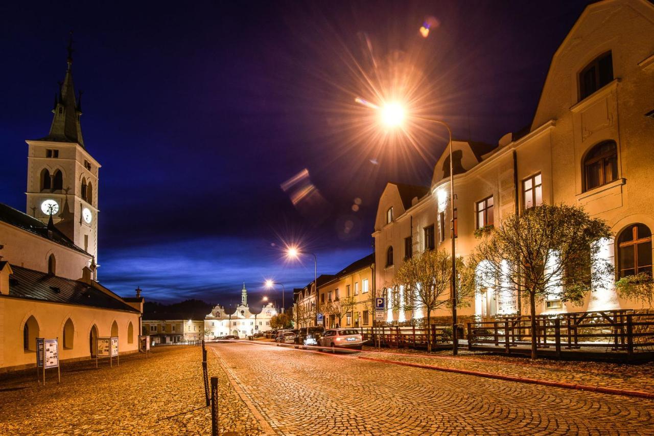 Nebespan Kasperske Hory Buitenkant foto